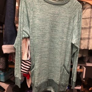 Green lightweight top